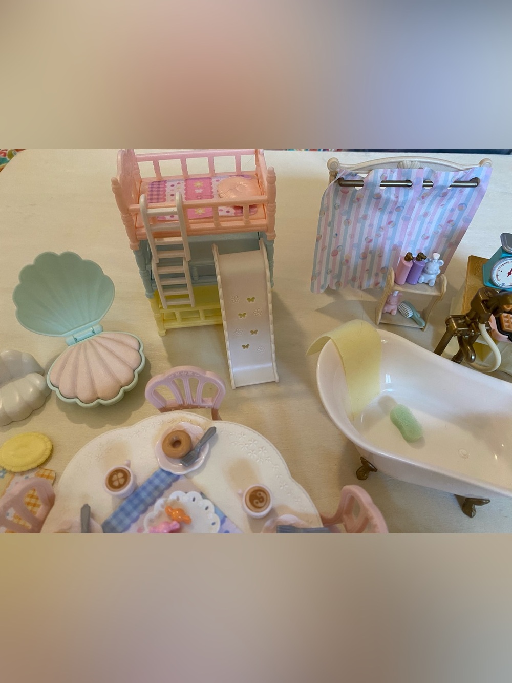 Sylvanian Families/ Calico Critters Furniture & Accessories from 5 sets! - Picture 6 of 12
